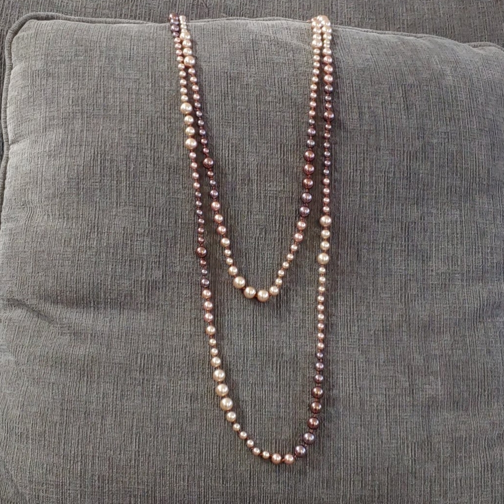 Cookie Lee long pearl necklace